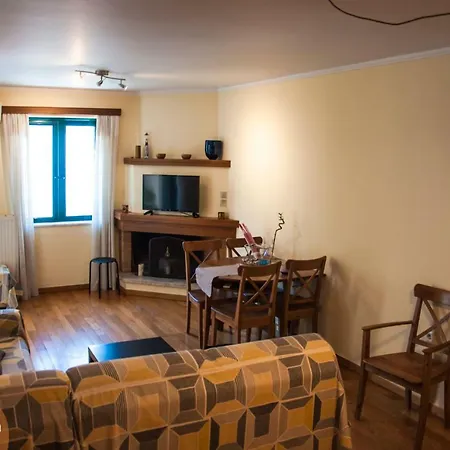 άνετο διαμέρισμα με θέα το παλαμήδι Appartamento Nauplia